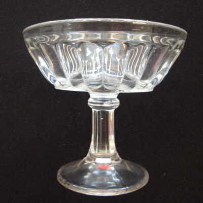 Convex Ribbed Compote Dish