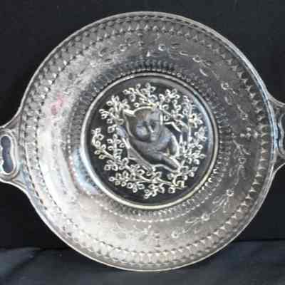 Stippled Forget Me Not Cat Plate