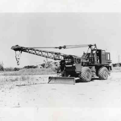 Buckeye Traction Ditcher Co machinery