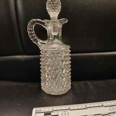 Double eye Hobnail Cruet