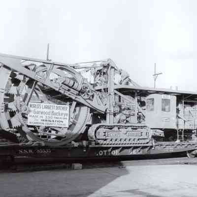 Buckeye Traction Ditcher Co machinery