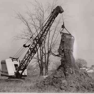 Buckeye Traction Ditcher Co machinery
