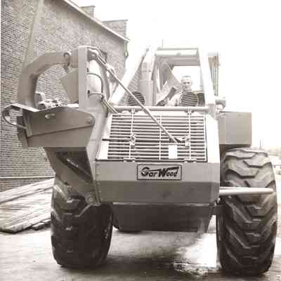 Buckeye Traction ditcher Co Machinery