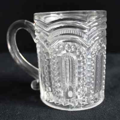 Inverted Hobnail Arched Cup
