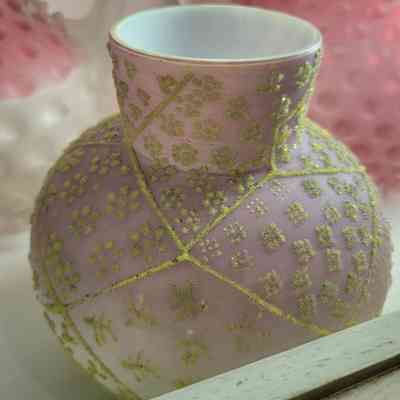 English Snowflake Glass Vase