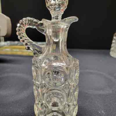 Bullseye pattern Cruet