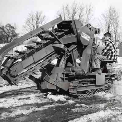 Buckeye Traction Ditcher Co Machinery