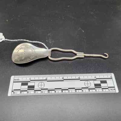 Shoehorn