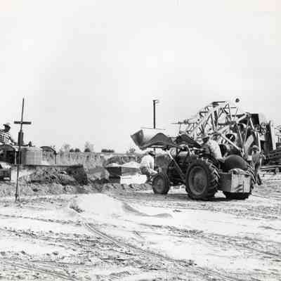Buckeye Traction Ditcher Co Machinery