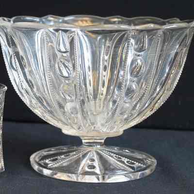 Wellsburg Footed Bowl