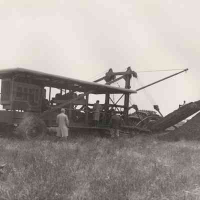 Buckeye Traction Ditcher Co Machinery