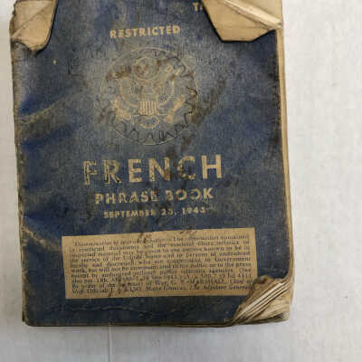 World War II Military French Phrase Book