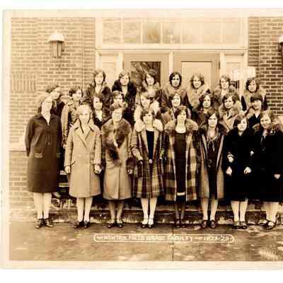 Newton Falls Grade Faculty 1928-1929