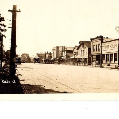Postcard of Broad Street, 1900s