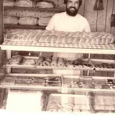 Colonial Bake Shoppe