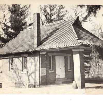 East Side Cemetery Chapel