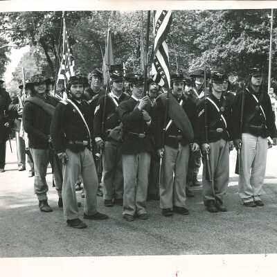 Bicentennial reenactors