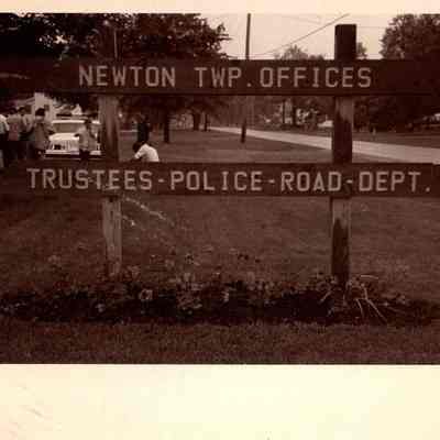 Newton Falls Offices Sign