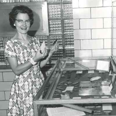 Ruth Sowers Sharec, Library Assistant