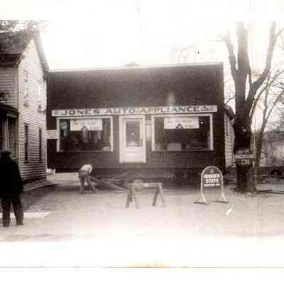 Jones Auto and Appliance Co Moving