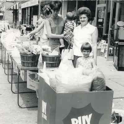 Sidewalk Sale Days