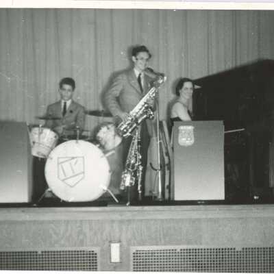 USO club - Ruth Auteneiths Orchestra