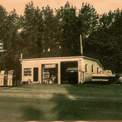 Ashland Service Station, 1994