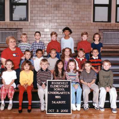 Class Photo 2002