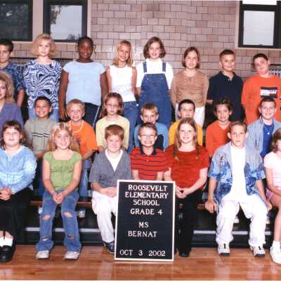 Class Photo 2002
