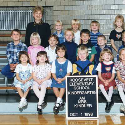 Class Photo 1998