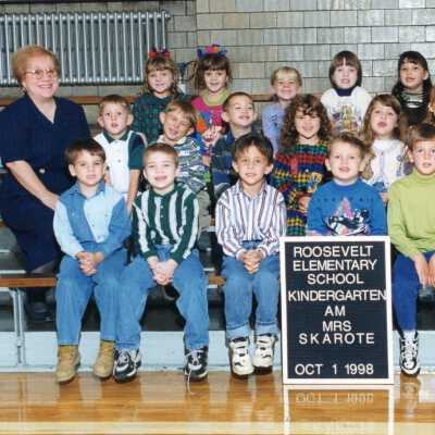 Class Photo 1998
