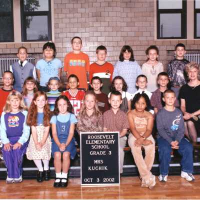 Class Photo 2002