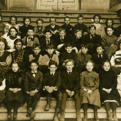 Hawthorne School, Fifth Grade Class, 1908