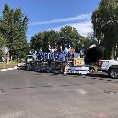 Elmhurst University Homecoming parade, 2021