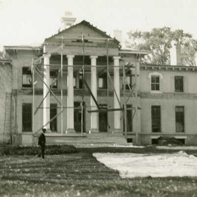 Elmhurst Public Library in Wilder Mansion