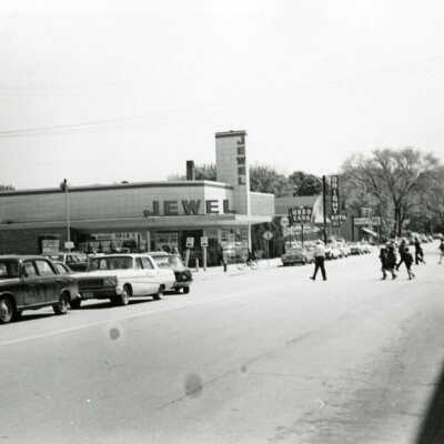 Jewel Foods on Schiller Street