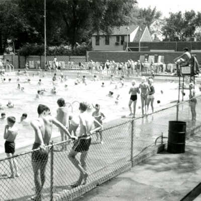 Elmhurst Park District, East End Park swimming pool