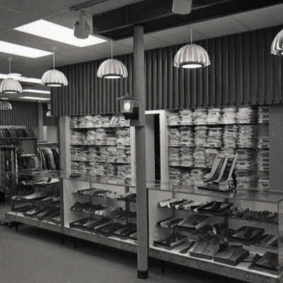 Leonard's Store for Men at 144 N. York Street