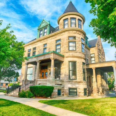 Elmhurst History Museum at the Glos Mansion