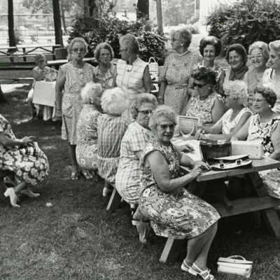 Elmhurst Grandmother's Club