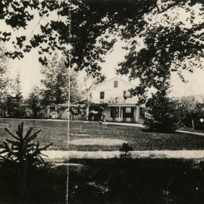 Hill Cottage, Clover Lawn