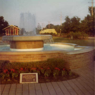 Bicentennial Fountain in Wild Meadows Trace