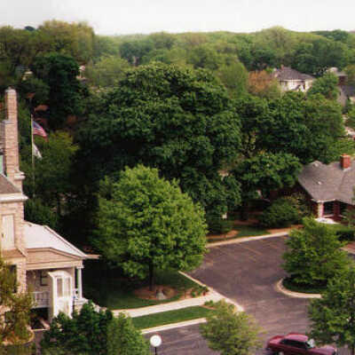 Glos Mansion & Museum Education Center Building, aerial view