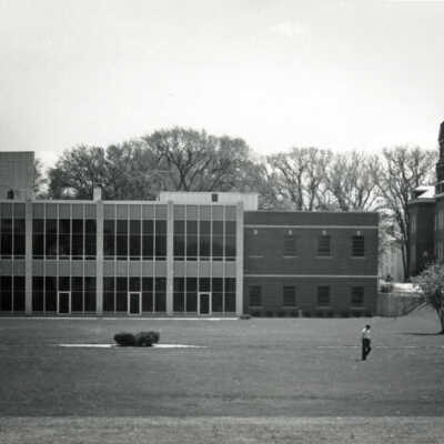 Elmhurst College, Student Union Building