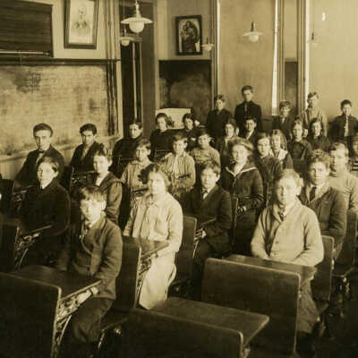 Hawthorne School, Seventh Grade Class, 1914