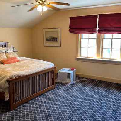 House at 413 S. York Street, Hill Cottage bedroom