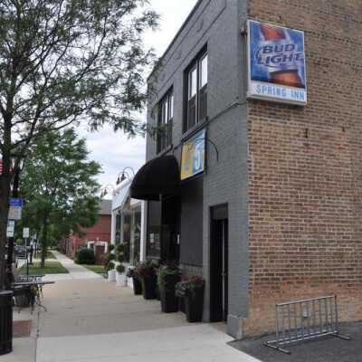 Spring Inn at 552 Spring Road