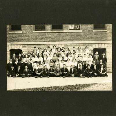 Hawthorne School, Senior Class 1916