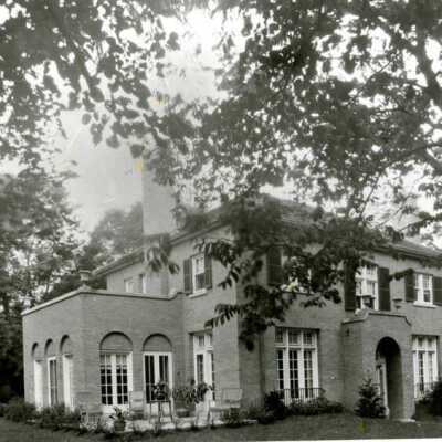 House at 306 Cottage Hill Avenue