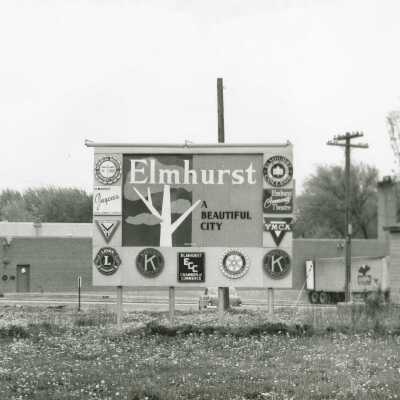 Elmhurst Chamber of Commerce City Sign